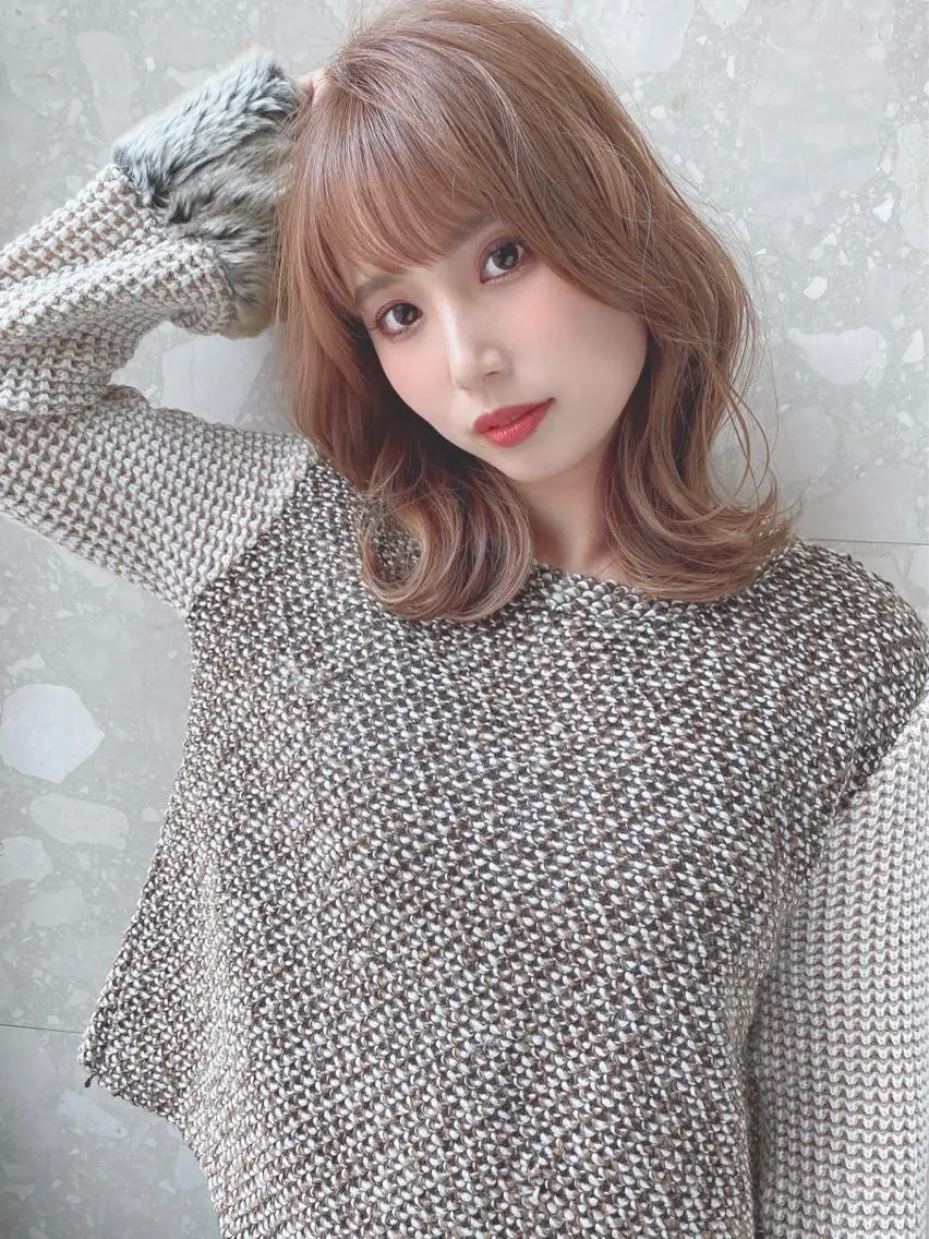 ミディアム カラー ベージュカラー ブリーチ ダブルカラー グレージュ ミルクティーベージュ 髪質改善美容師 個室サロン白金厚哉のヘアスタイル