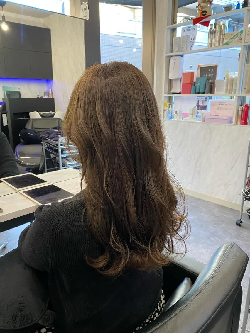 ロング カラー パーマ カット ヘアカラー roygbiv ✨髪質改善✨美髪✨のヘアスタイル