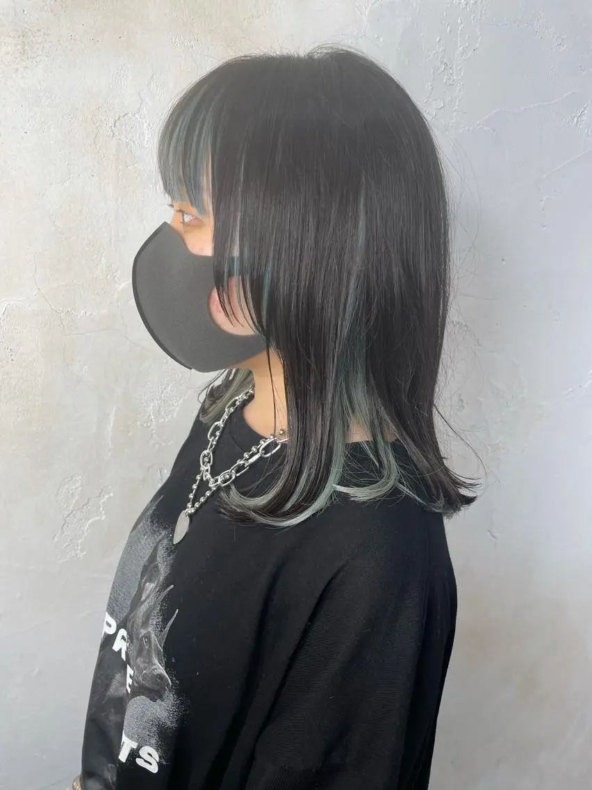 ミディアム ウルフカット カット ヘアカラー トリートメント マネージャー 山城洸希のヘアスタイル