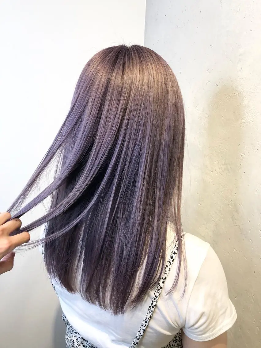 ロング カラー ヘアアレンジ カット ヘアカラー トリートメント ｲﾝﾅｰｶﾗｰ屋さん 🫧伊藤拓実のヘアスタイル