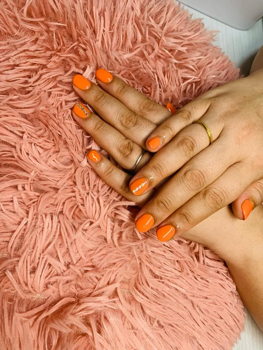 ネイル アートネイル オーロラネイル ジェルネイル キラキラネイル ワンカラーネイル Nailsalon Spina 琴美のネイルデザイン