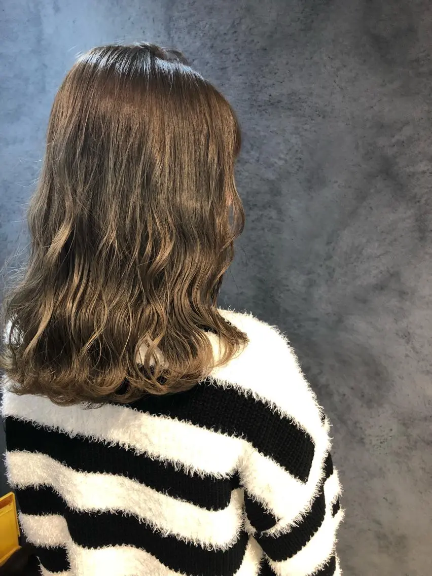 セミロング カラー ヘアアレンジ メンズ キッズ ネイル マツエク・マツパ 透明感カラー🤎 ゆりのヘアスタイル
