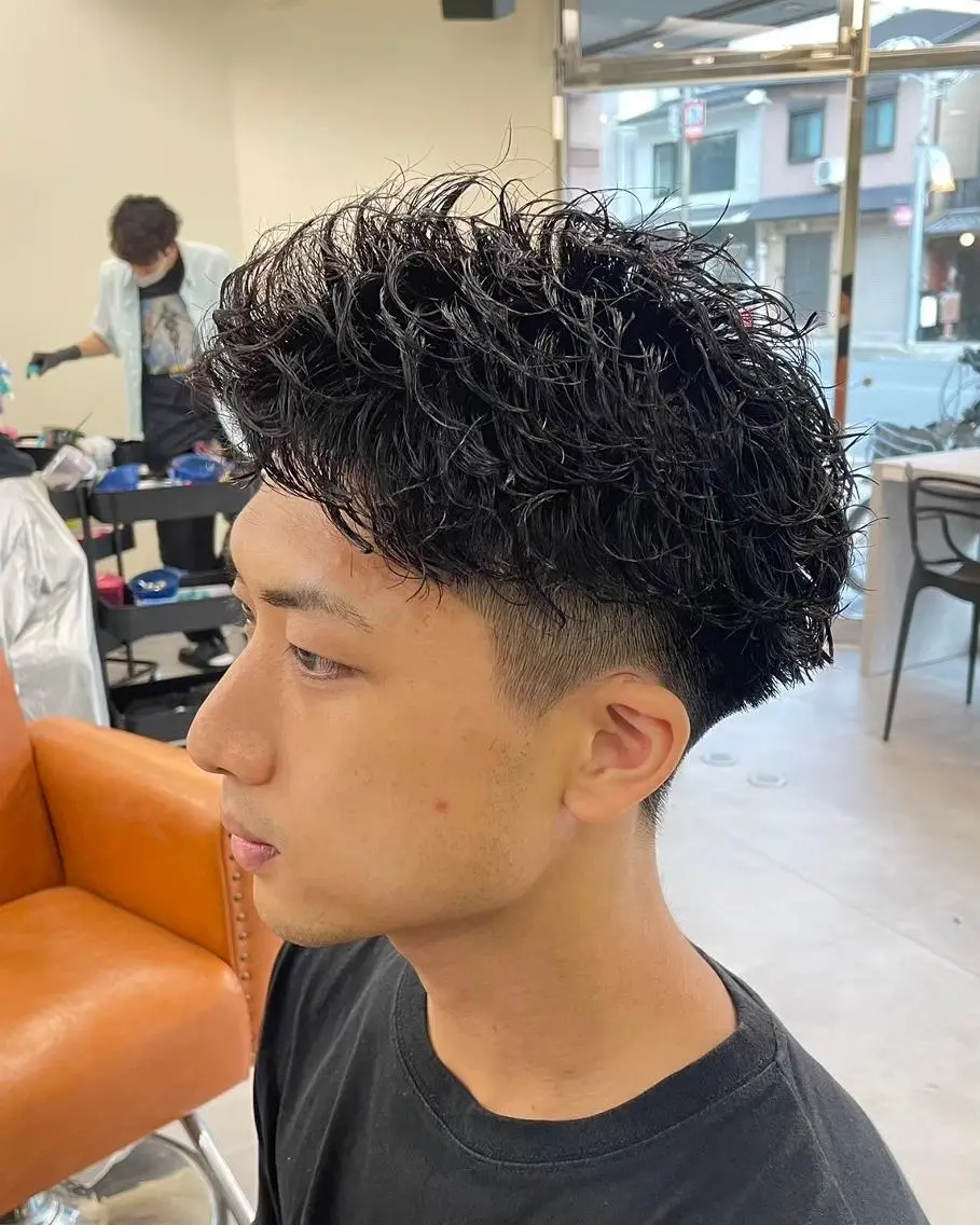 メンズ センターパート メンズ韓国風 マッシュ カット FOCUSJAPAN MENS SALONのヘアスタイル