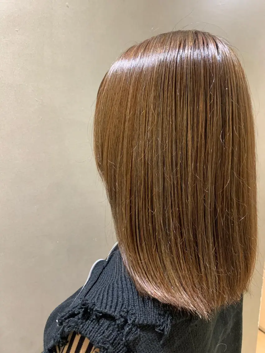 ミディアム ハイライト 庄司 沙羅のヘアスタイル