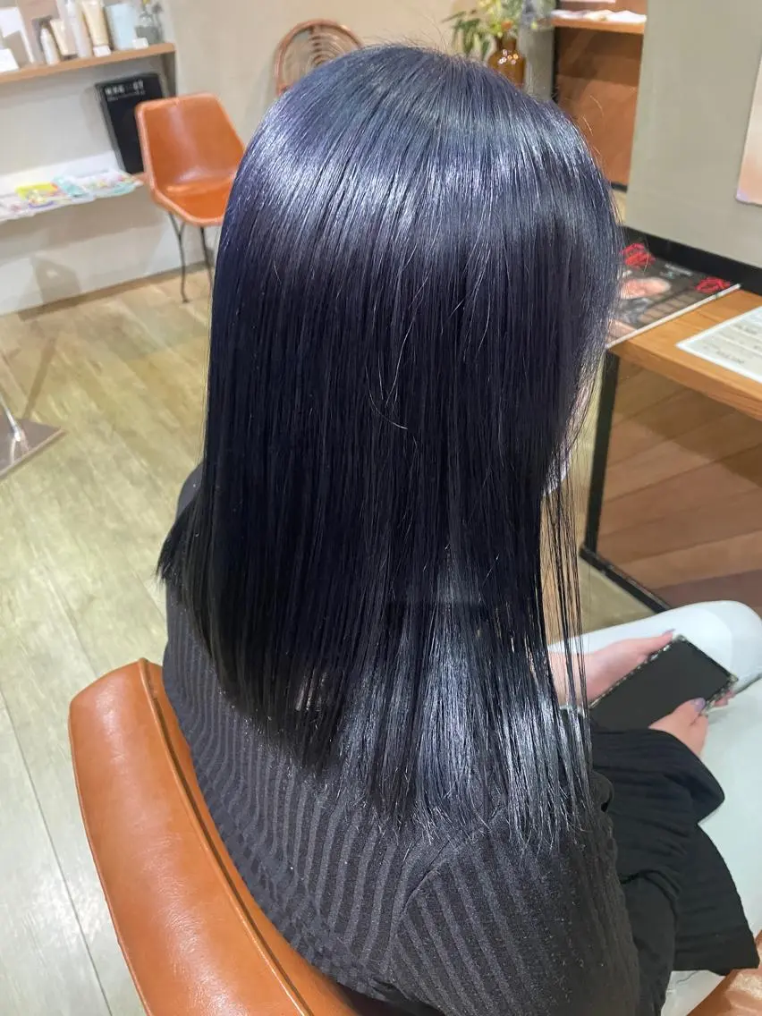 ミディアム カラー ヘアカラー カジ エリナのヘアスタイル