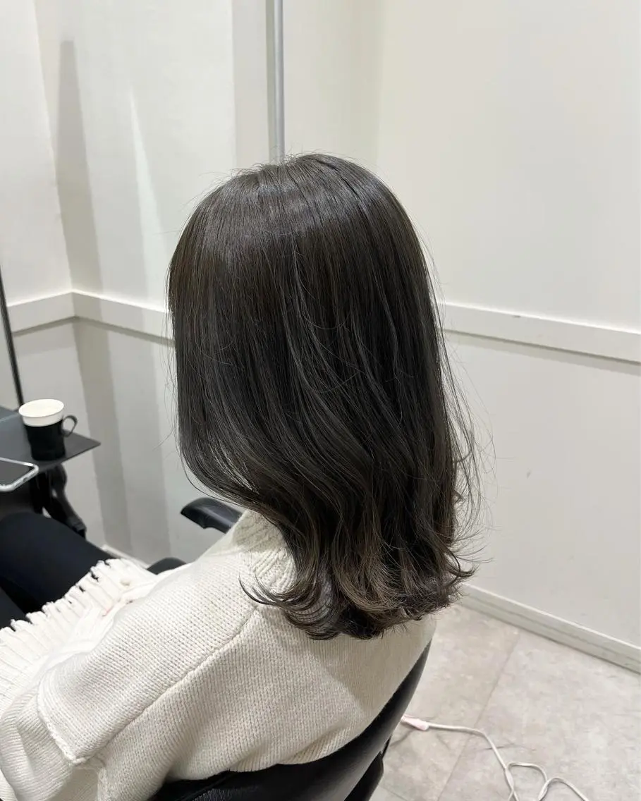 ミディアム カラー ベージュカラー ブリーチ 🫧こおりやま なつみ🫧のヘアスタイル