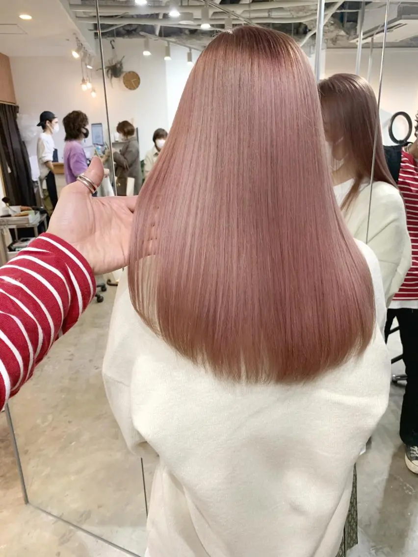 ロング カット ヘアカラー 片岡 建のヘアスタイル