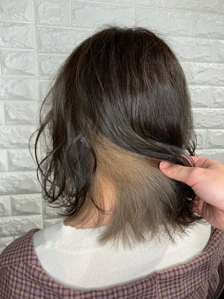 ミディアム カラー アッシュ ベージュカラー ミント カット ヘアカラー トリートメント ヘッドスパ Lee東三国 店長 谷辻誠志のヘアスタイル