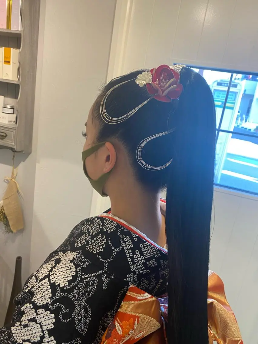 ロング ヘアアレンジ 成人式 西村 美羽のヘアスタイル