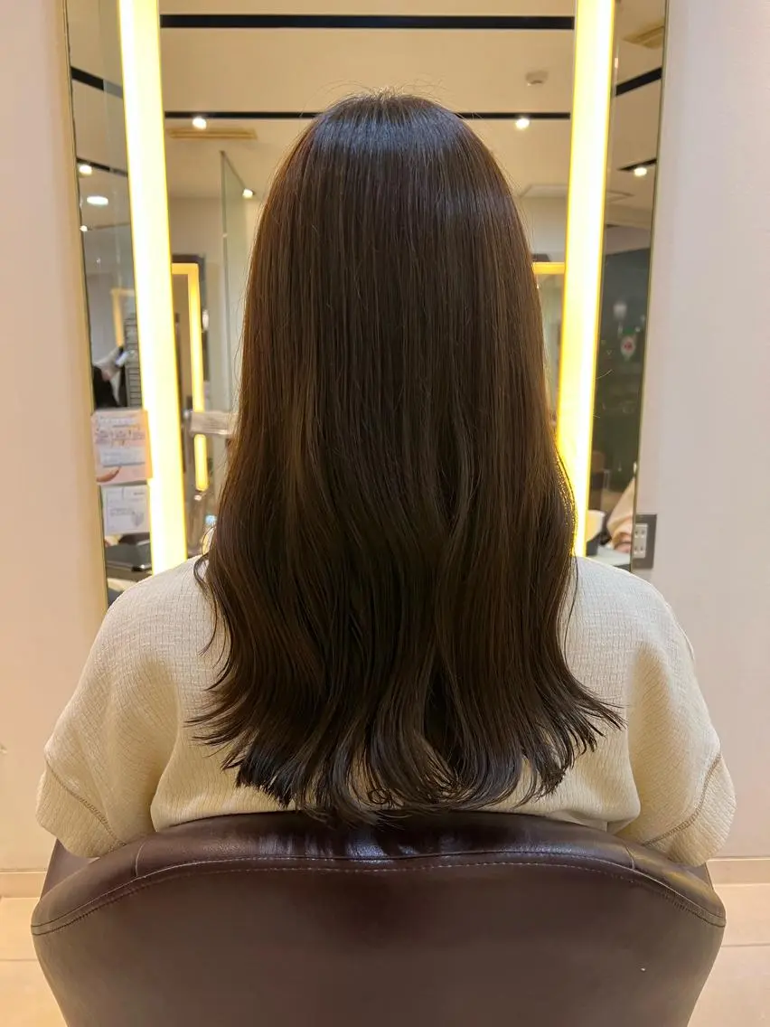 ロング カラー ヘアカラー トリートメント 🌺まなみ/ うる艶カラー🌺のヘアスタイル