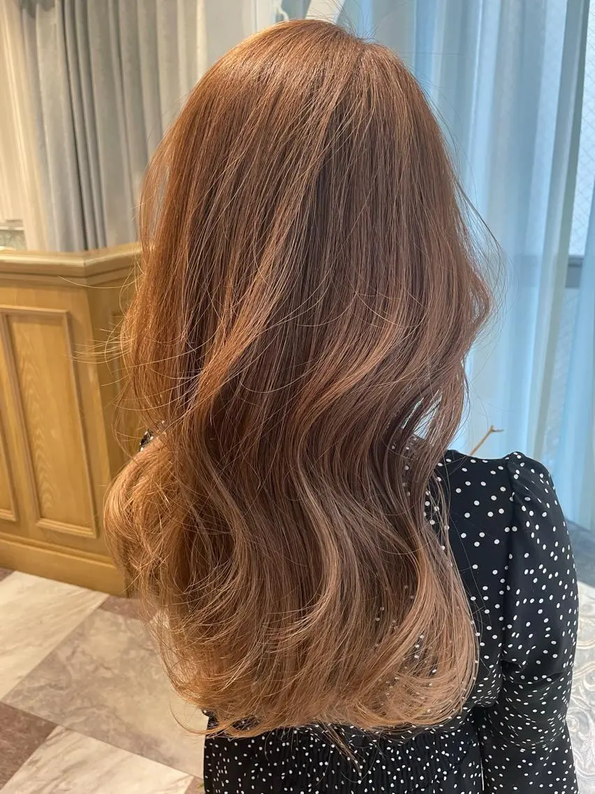 ロング カラー ベージュカラー 黒髪 ブリーチ ブルーカラー ブルーブラック カット ヘアカラー トリートメント 木屋元一/縮毛矯正 /前髪/レイヤーのヘアスタイル