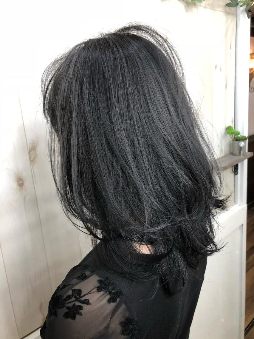 ミディアム カラー ブリーチ ブルーカラー ブルージュ 透明感カラー ブリーチなしカラー ヘアカラー PSY(サイ)池袋 金田尚久🎨のヘアスタイル