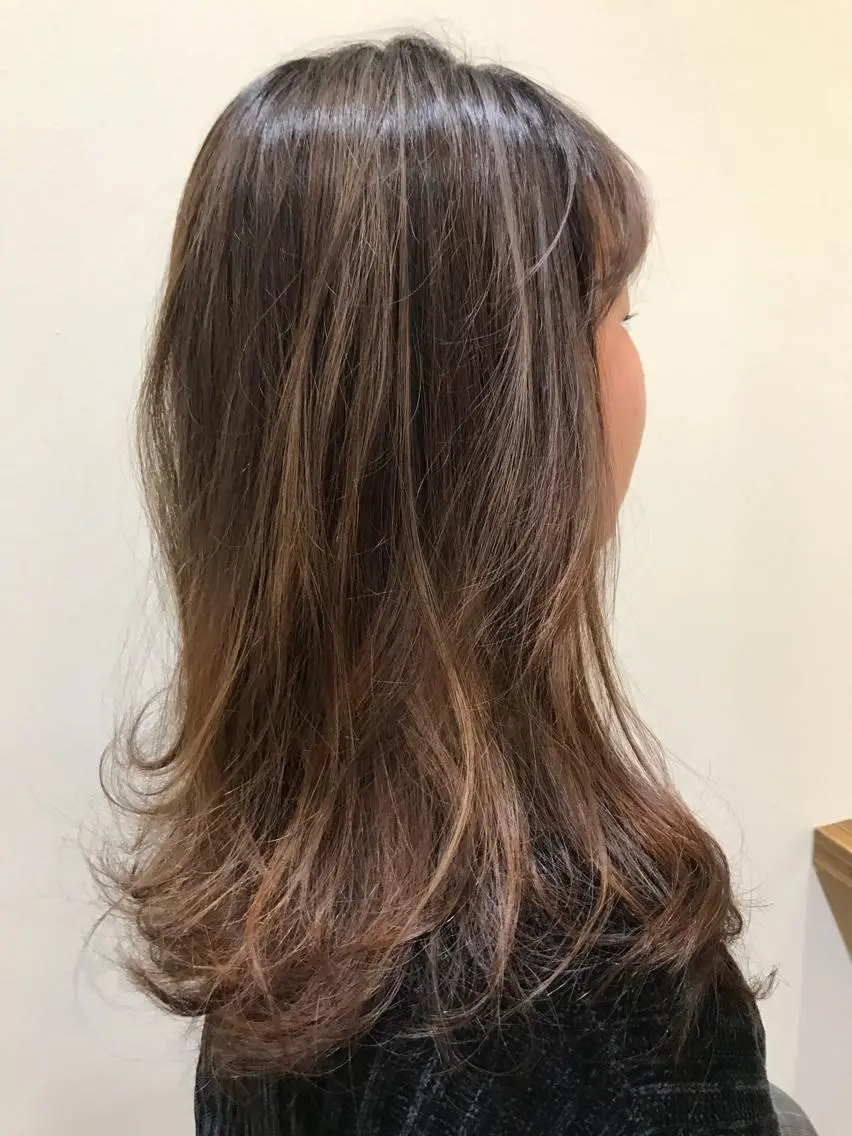 ミディアム カラー 🍋透け感カラー🍃 オリーブ🍐Kahoのヘアスタイル