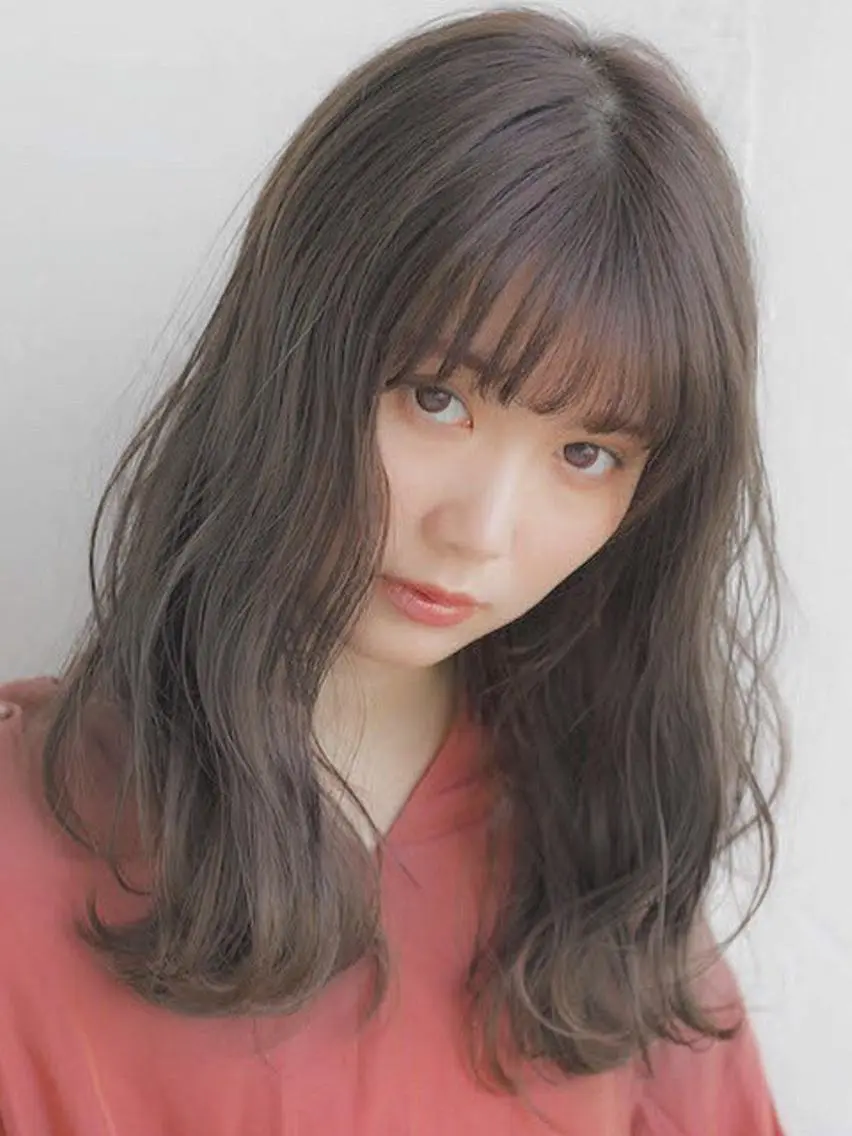 ミディアム 籠倉 蓮のヘアスタイル