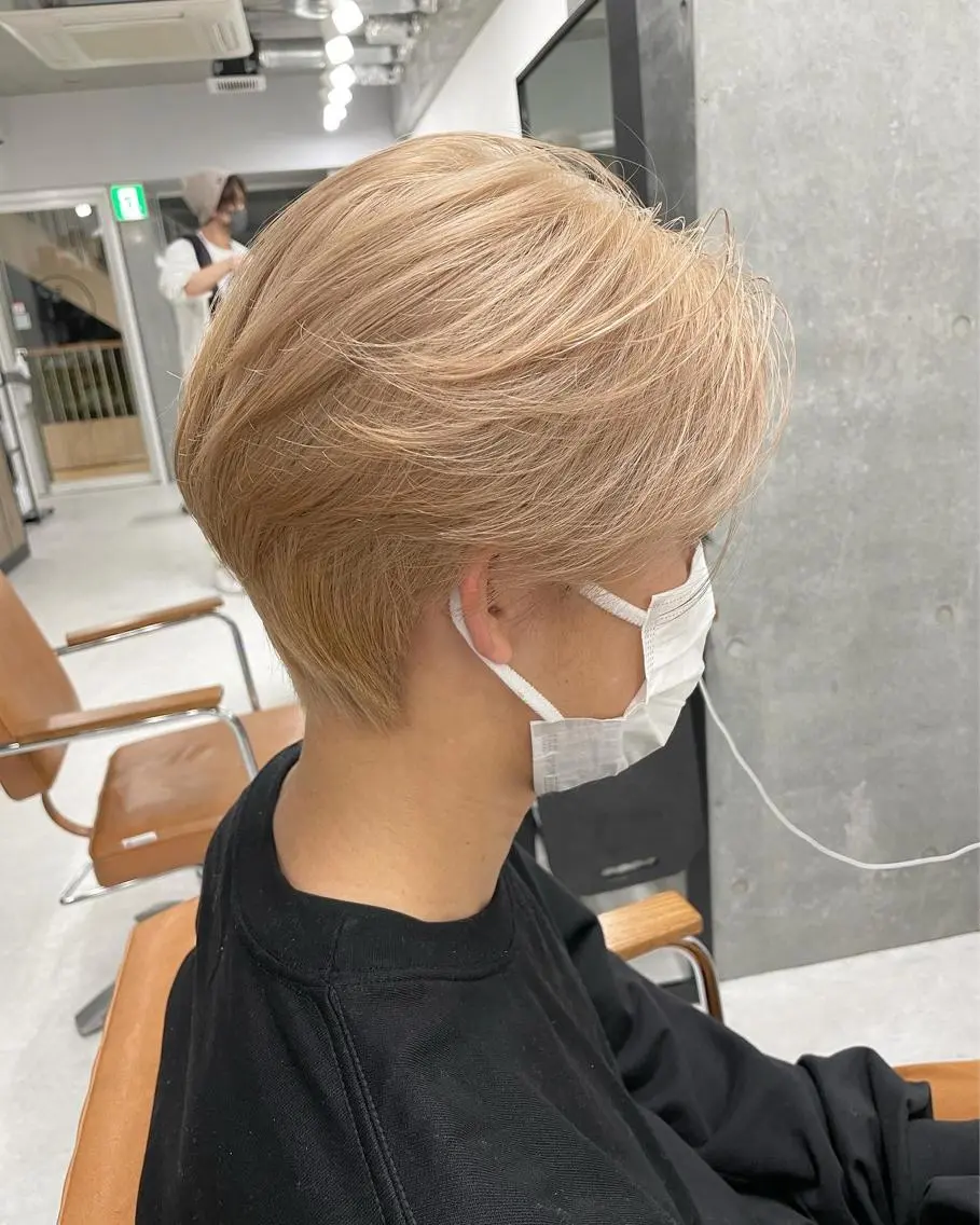 ショート カラー メンズモテパーマ💙 fuwaのヘアスタイル