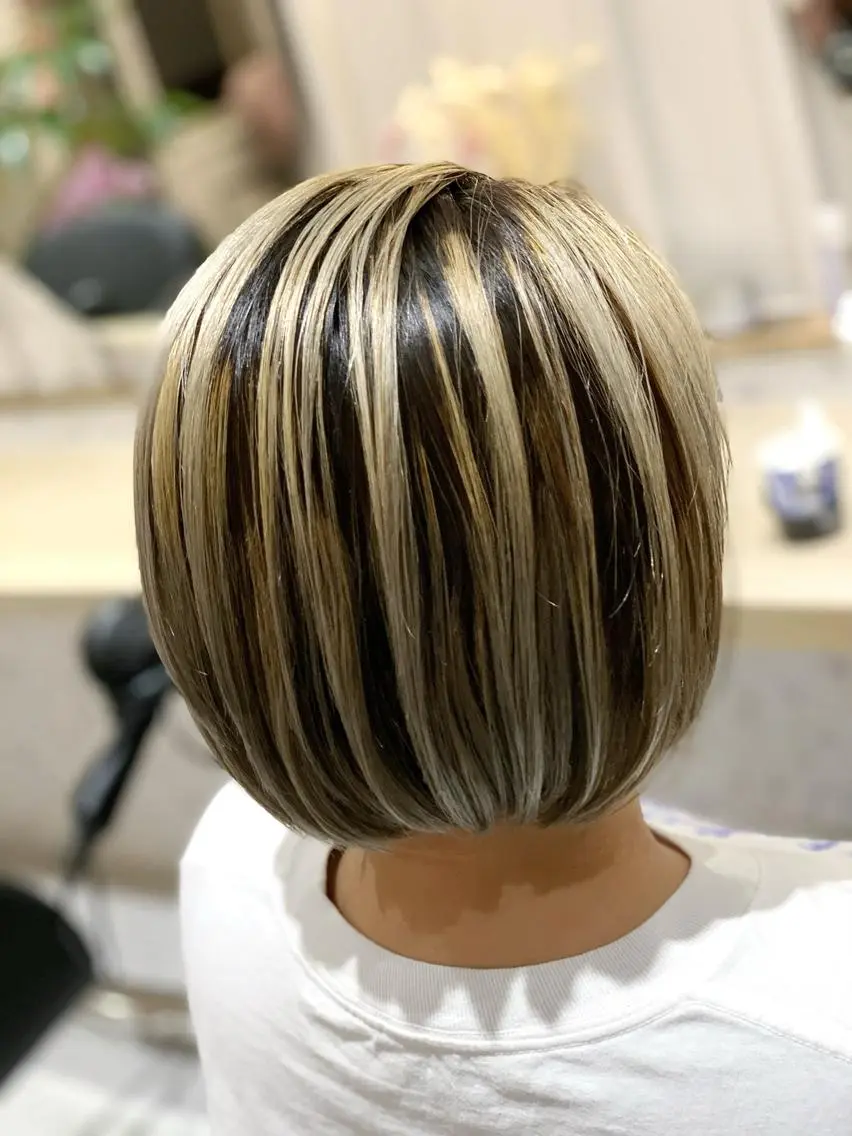 ショート カラー ヘアアレンジ ヘアカラー 髪質改善×ハイトーン 中田啄也のヘアスタイル