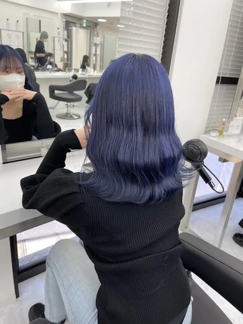 カラー 🪞THEATER 表参道店🩰のヘアスタイル