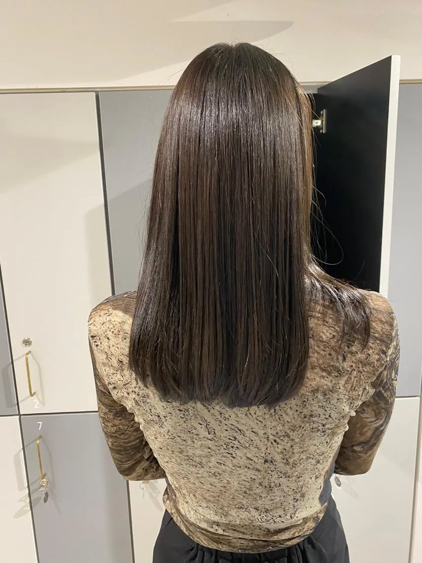 ミディアム カラー グレージュ 髪質改善 LOVESTOIKE 堂本のヘアスタイル