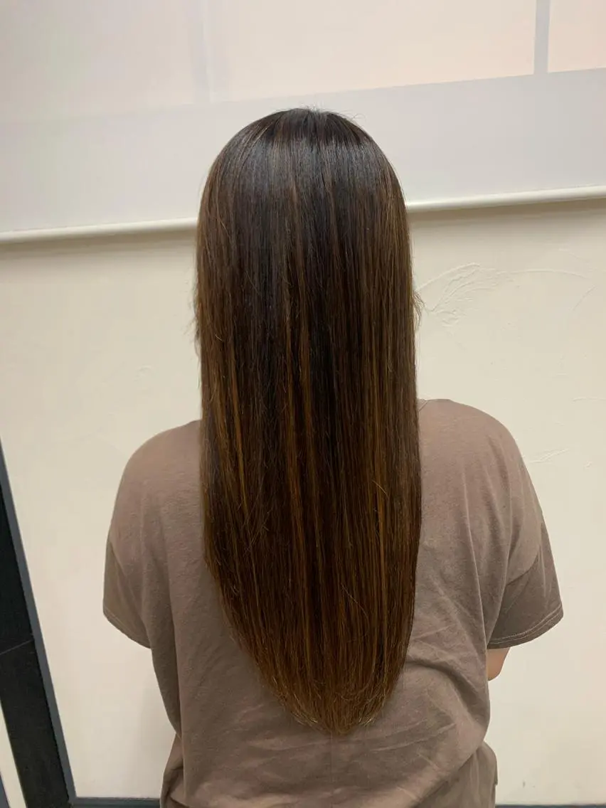 ロング 三好 羽美のヘアスタイル