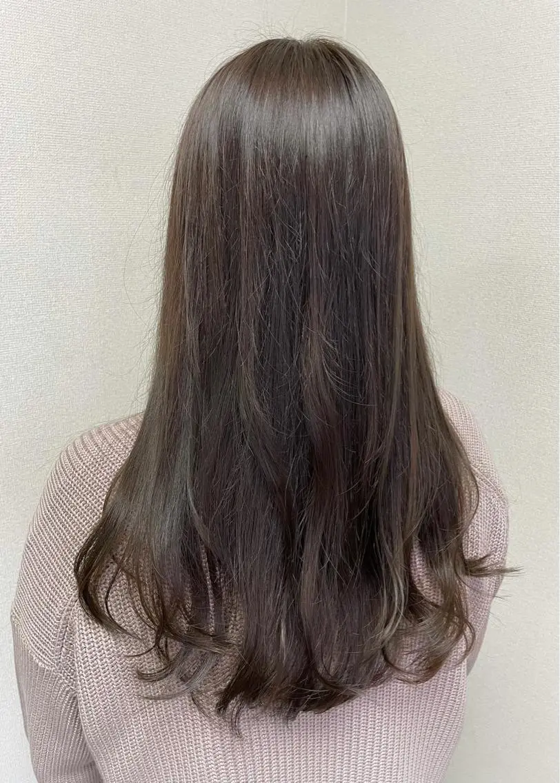 ロング アッシュ 髪質改善お任せ ください♪ひとみのヘアスタイル