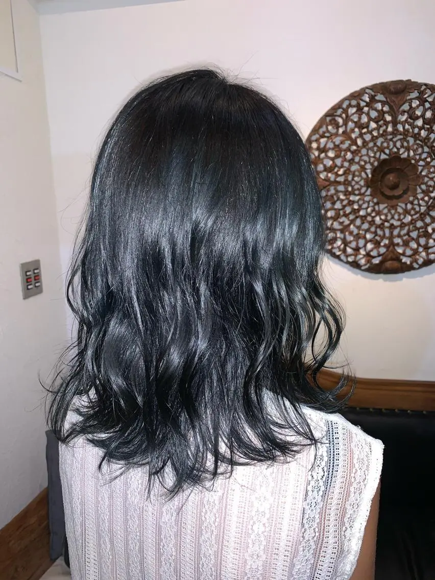 セミロング カラー putri 副店長 岸本　拓真のヘアスタイル