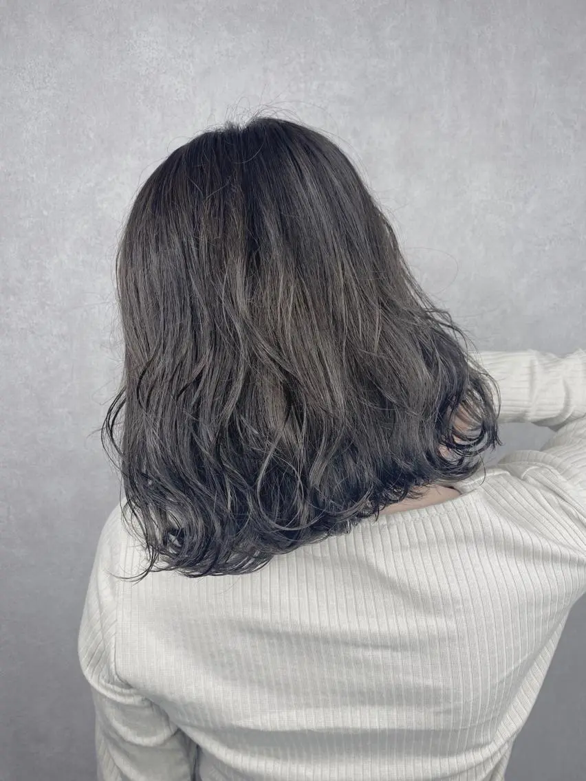 ミディアム ＳＨＩ ＺＵのヘアスタイル
