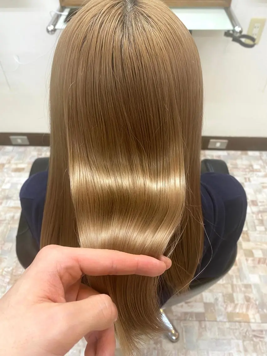 ミディアム カラー ハイトーンカラー ハイトーン特化💍 chloe💍韓国のヘアスタイル