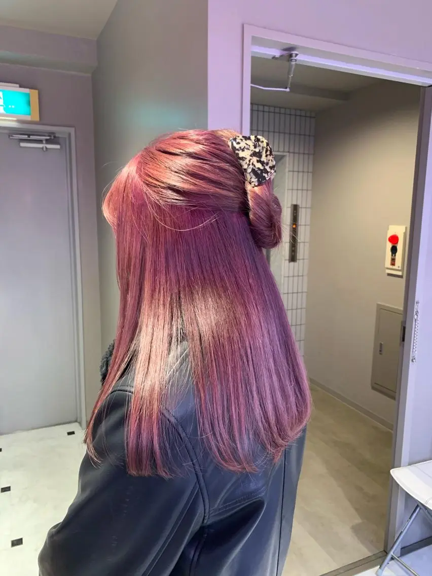 セミロング カラー パーマ ヘアアレンジ メンズ キッズ ネイル マツエク・マツパ KANAMI 🌏のヘアスタイル