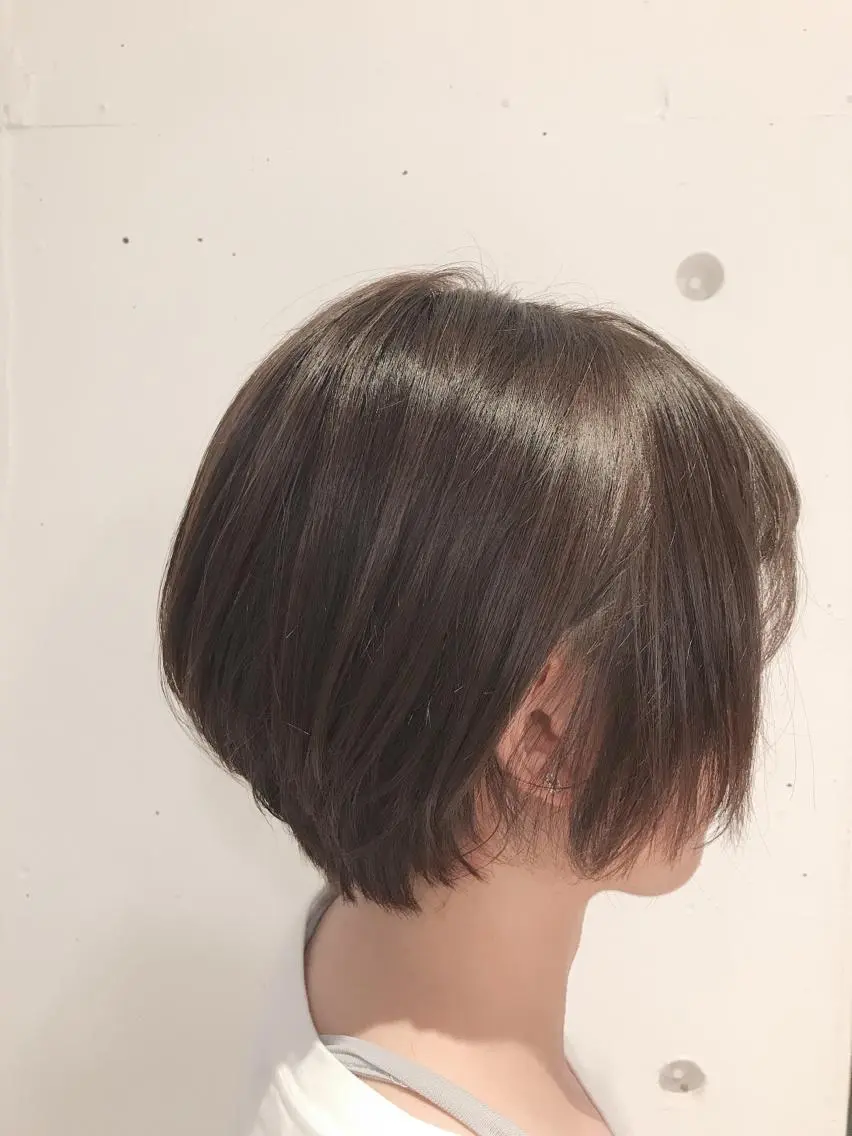 ショート 安藤 沙妃のヘアスタイル