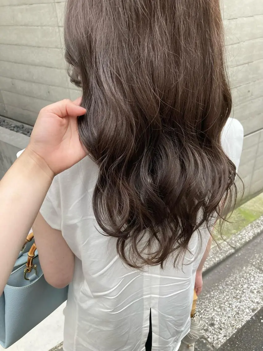 セミロング ✨色持ちの良い艶 カラー✨蟹江真世のヘアスタイル