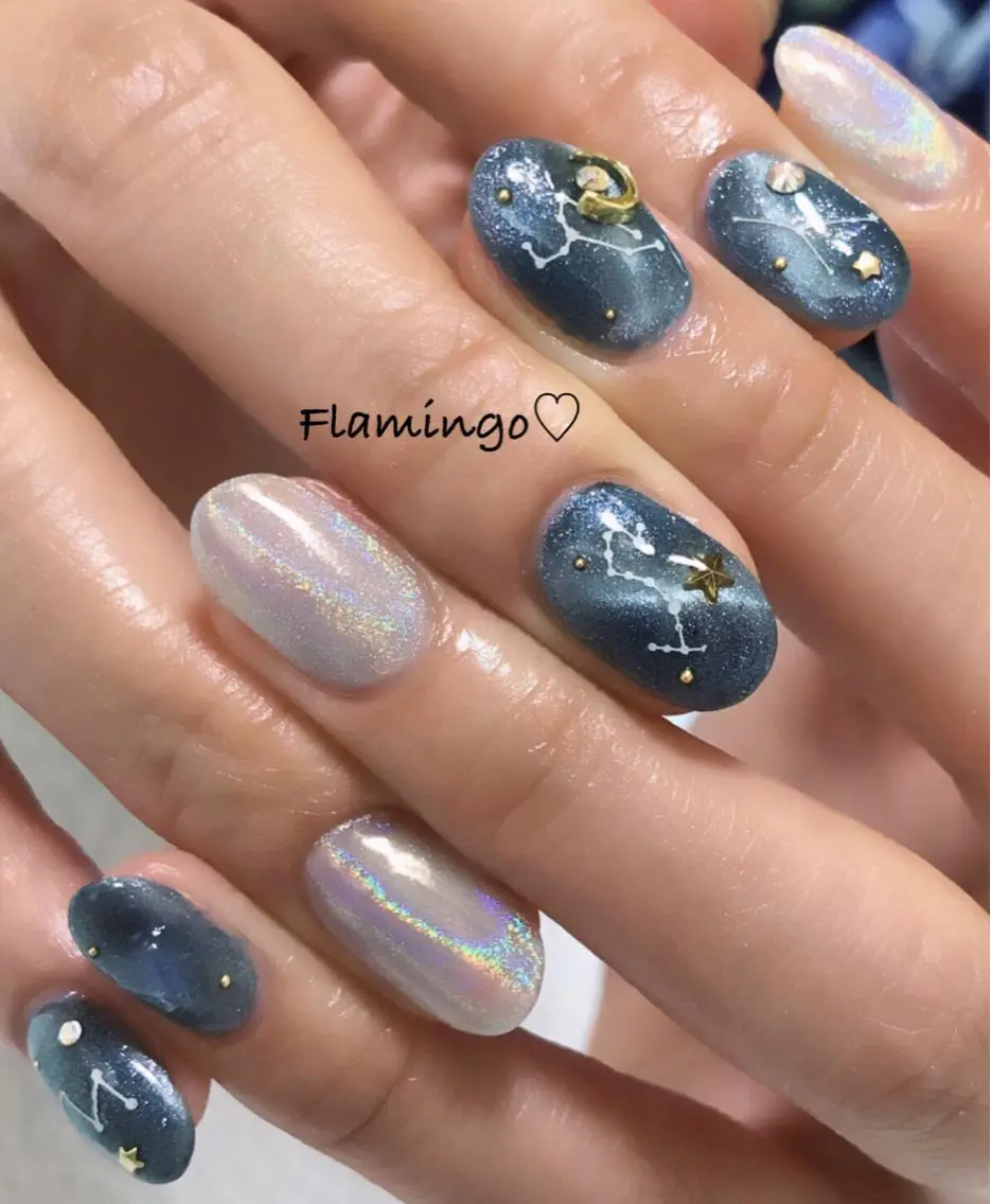 ネイル ブルー ジェルネイル キラキラネイル マグネットネイル 夏ネイル フィルイン/爪育成♡ 40代からのサロンのネイルデザイン
