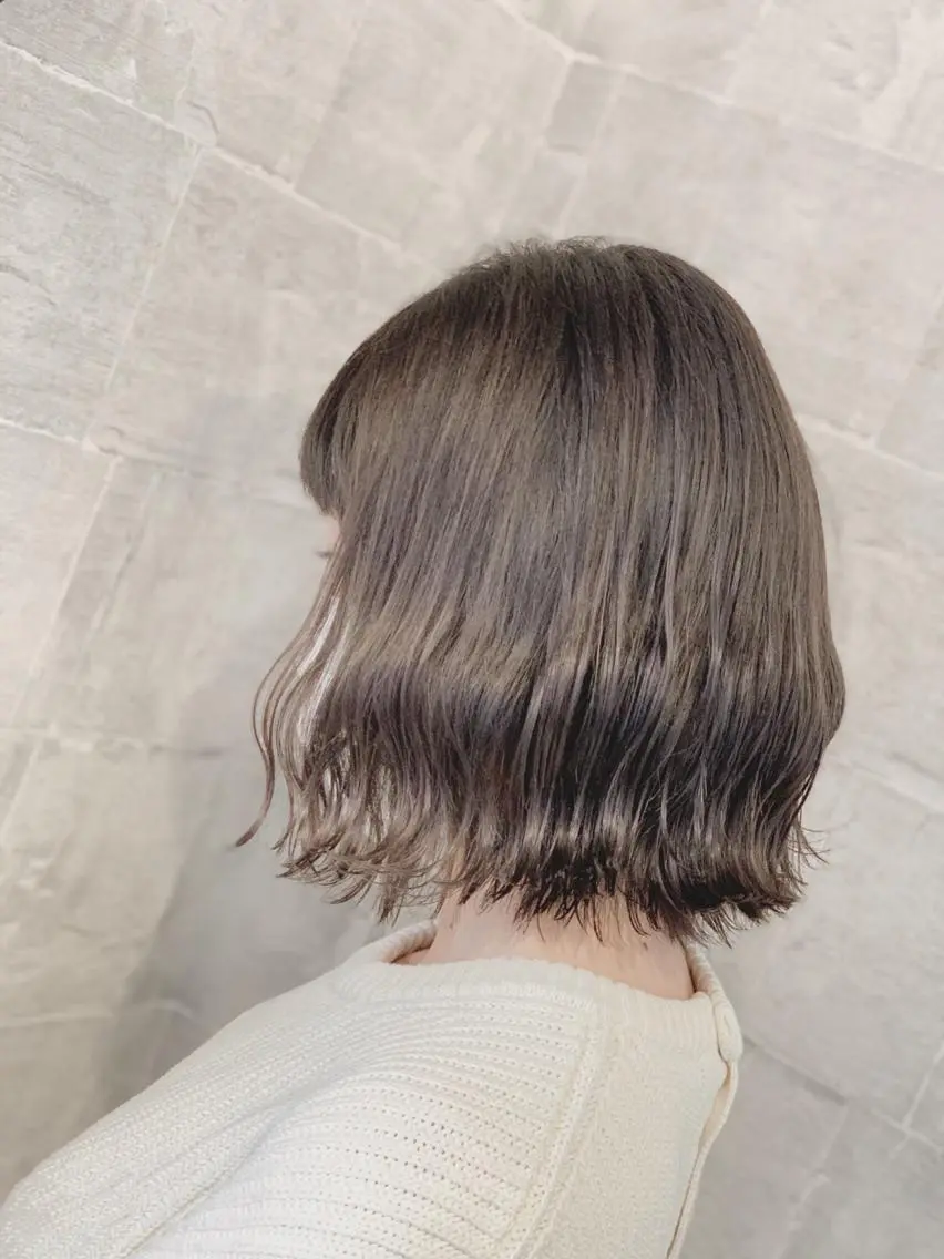 ミディアム 外ハネヘア メンズスタイル バレイヤージュ　齋藤のヘアスタイル