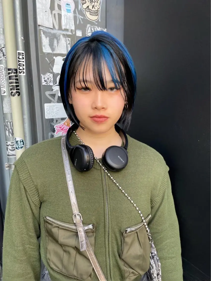ショート カラー バレイヤージュ ブリーチ ケアブリーチ デザインカラー ダブルカラー スパイラルパーマ 🌐hina⭐️のヘアスタイル