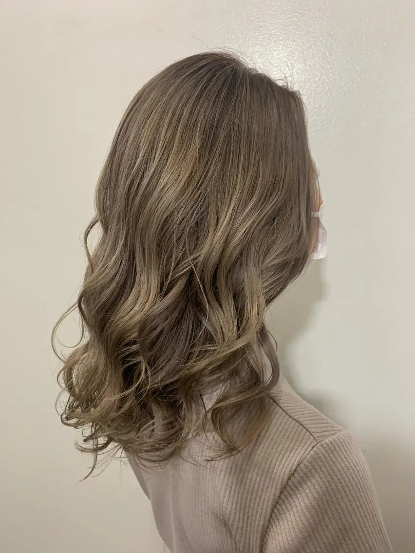 セミロング ヘアカラー トリートメント ヘッドスパ ヘアセット 大宮/山口 竣也のヘアスタイル