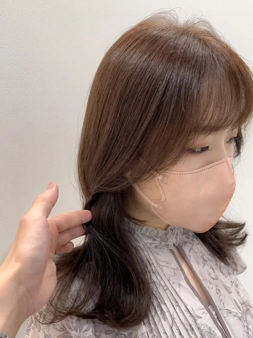 ミディアム カラー ベージュカラー オリーブベージュ 顔まわりレイヤー 顔周りカット レイヤーカット カット ヘアカラー トリートメント ミタニ/髪質改善 /レイヤーカットのヘアスタイル