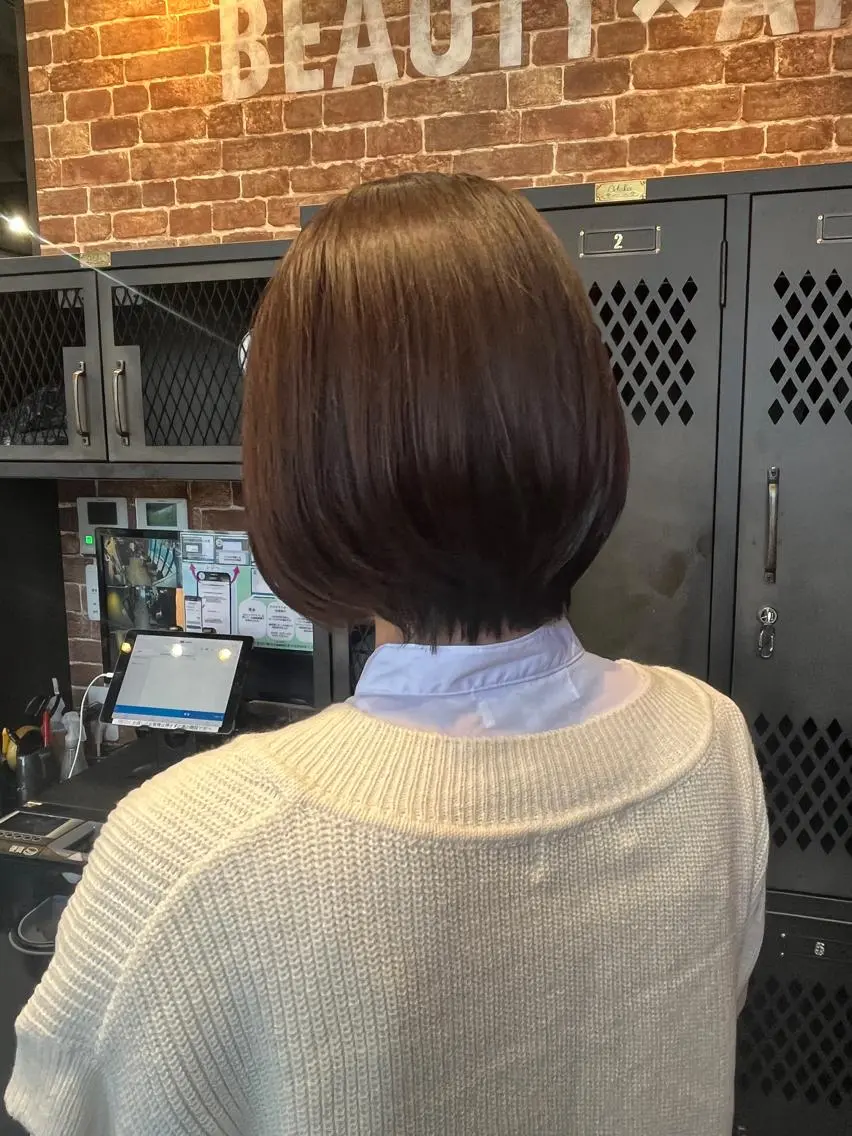 ミディアム カラー パーマ ヘアアレンジ メンズ キッズ ネイル マツエク・マツパ アイブロウ ミディアムパーマ メンズパーマ ブラウンカラー ケアカラー 透明感カラー 久木原 ゆりのヘアスタイル