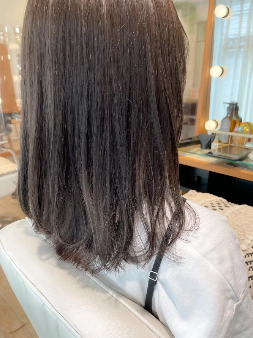 ミディアム カラー グレージュ オリーブグレージュ オリーブグレー カット ヘアカラー ✨カラー支持No.1 🧸ワキ カナコ🧸のヘアスタイル