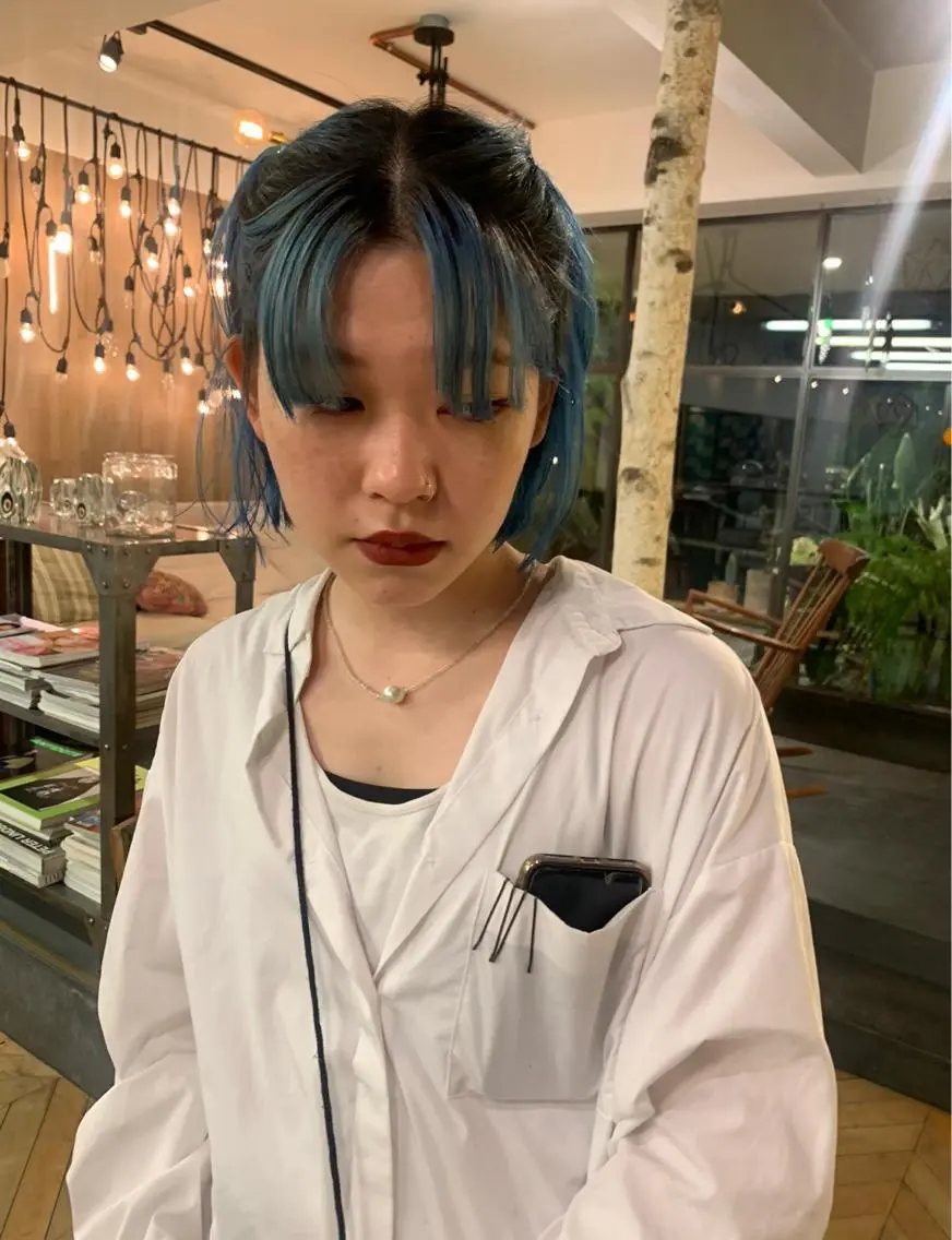 ミディアム カラー ヘアアレンジ ミディアムパーマ バレイヤージュ ブリーチ ケアブリーチ デザインカラー ヘアカラー トリートメント スパイラルパーマ 🌐hina⭐️のヘアスタイル