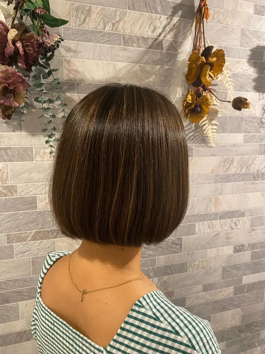 ショート ハイライト カット ヘアカラー ヘッドスパ 本間 隼人のヘアスタイル