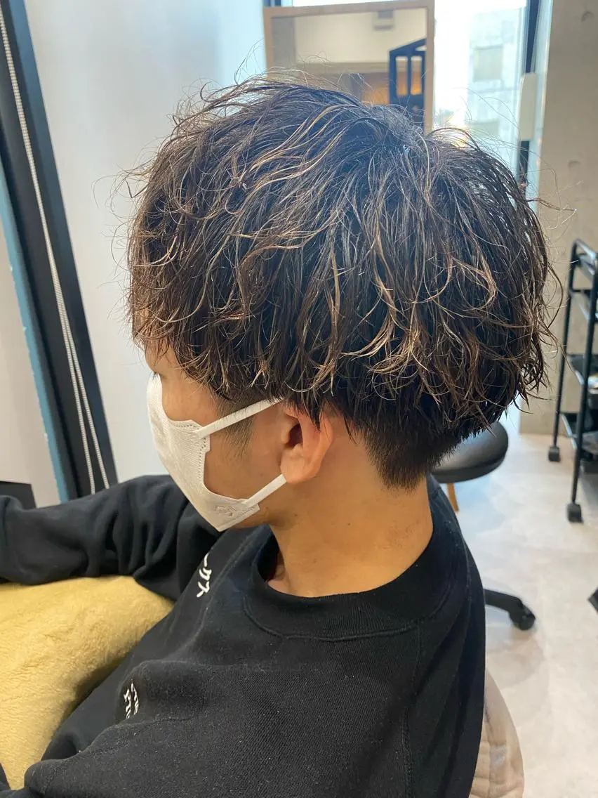 ミディアム カラー メンズ 似合う髪型見つけます AYAKAのヘアスタイル