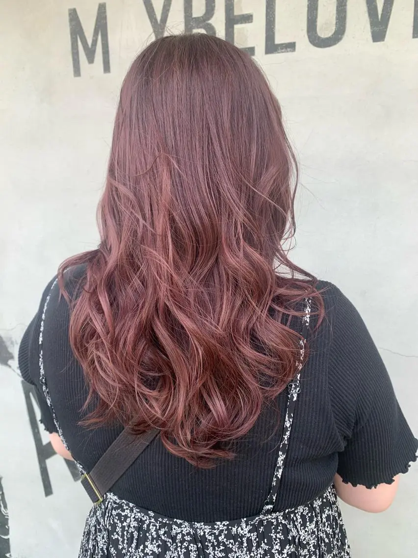 ロング ヘアカラー トリートメント ︎︎🧸 ユリ ︎︎🧸のヘアスタイル