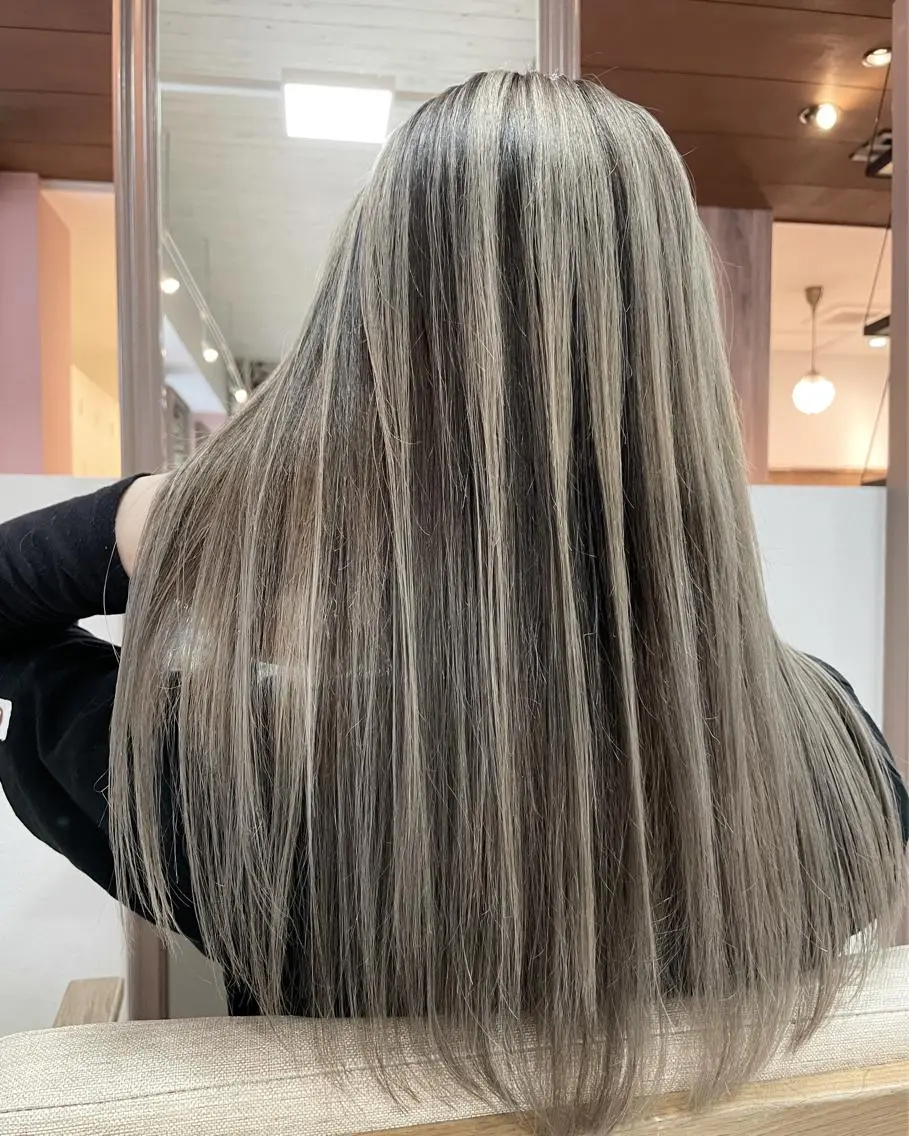 ロング DAISUKE 美容師のヘアスタイル