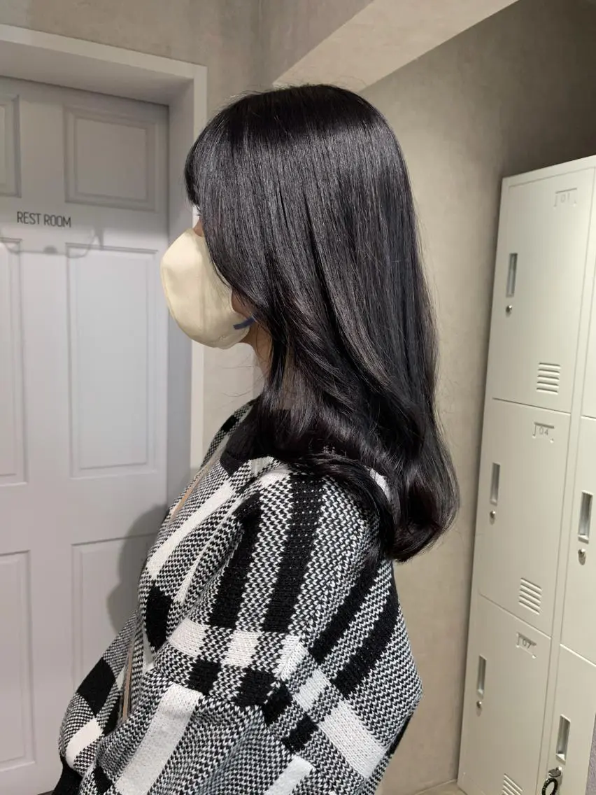 セミロング カラー 透明感カラー ヘアカラー ナチュラル透明感🌱 小山美樹子のヘアスタイル