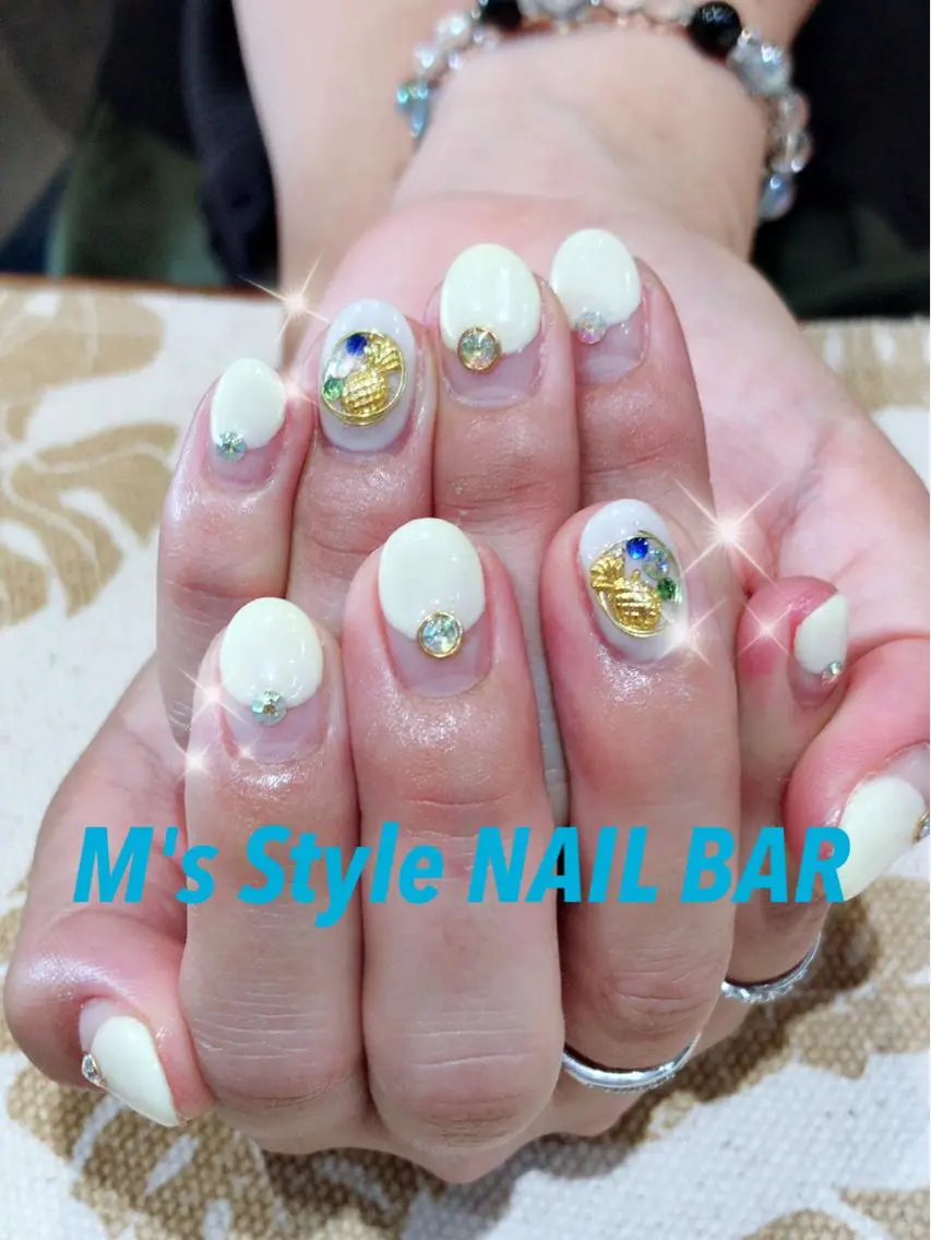 ネイル パステルネイル 夏ネイル 黄色 ハンドネイル M's Style NAIL BARのネイルデザイン