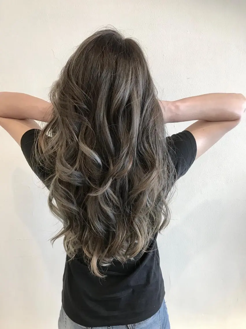 ロング VERDA KENのヘアスタイル