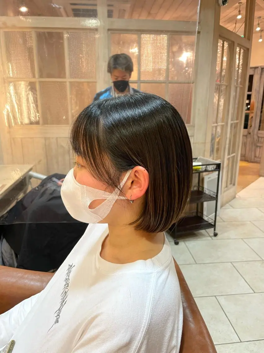 ショート ボブ 前平 友慈のヘアスタイル