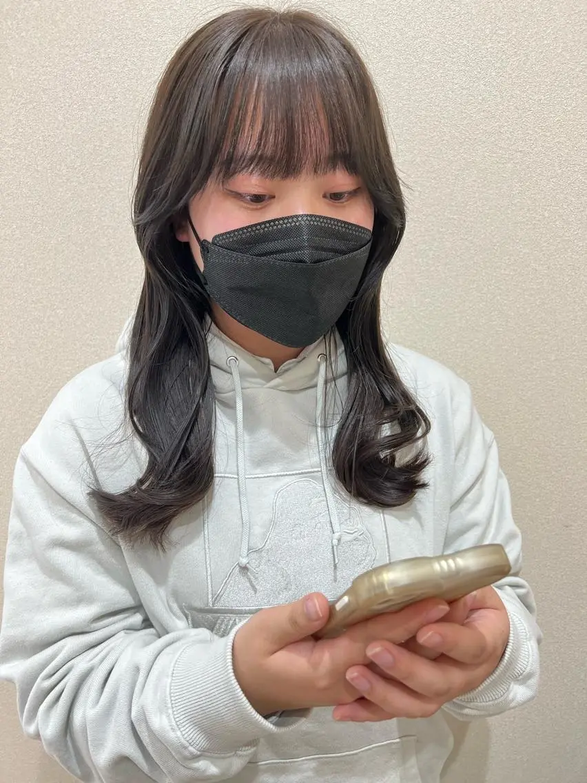 ロング カラー エギョモリ 外国人対応 佐久間のヘアスタイル