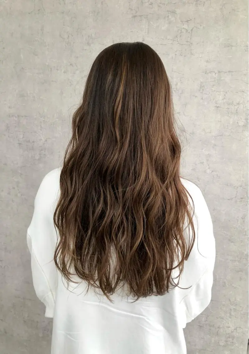 ロング カラー ヘアアレンジ ネイル マツエク・マツパ アディクシーカラー バレイヤージュ ミストバング ベージュカラー ブリーチ エビスザキレン/メン ズ/心斎橋🌳のヘアスタイル