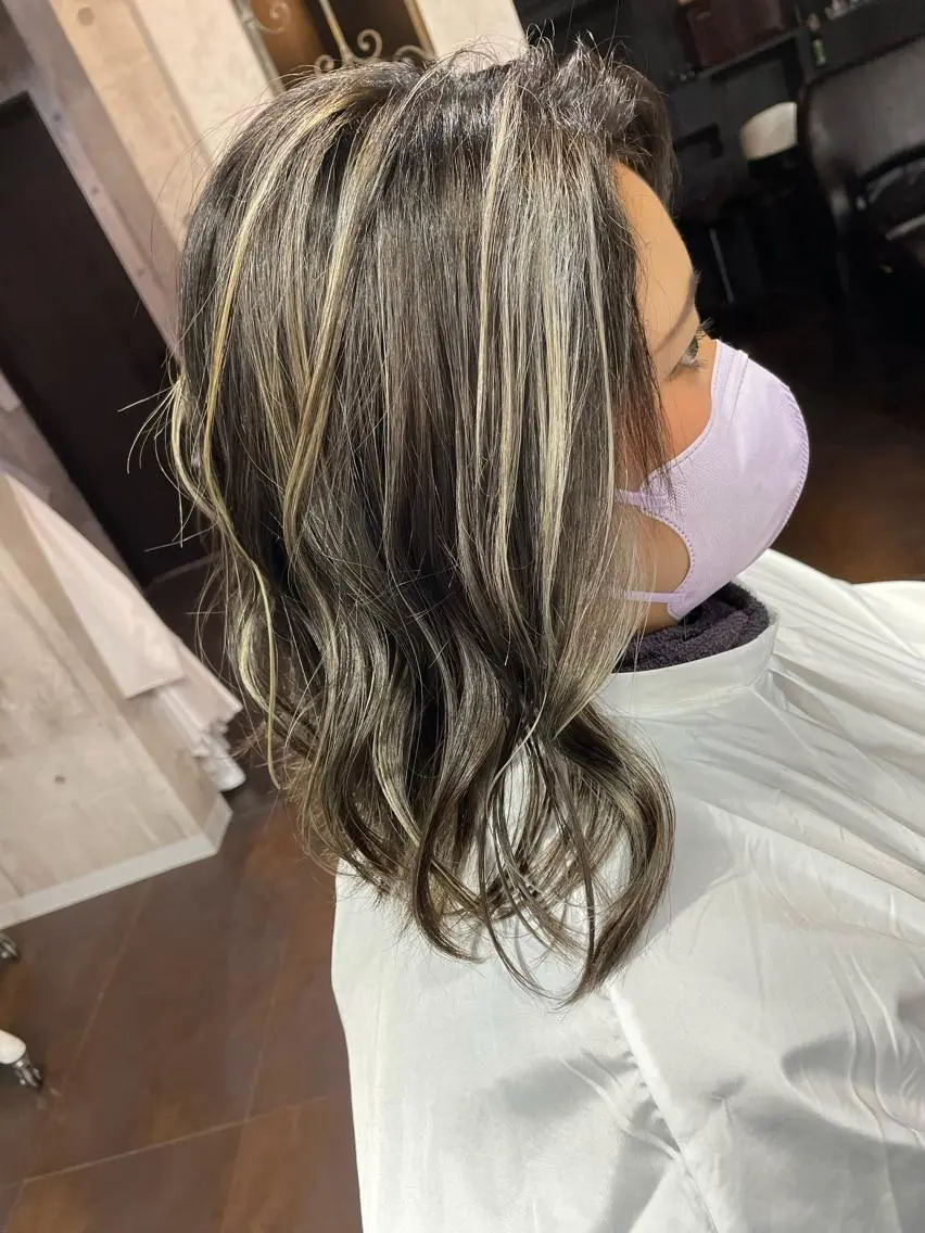 セミロング カラー パーマ ヘアアレンジ メンズ キッズ ネイル マツエク・マツパ アイブロウ シールエクステ メンズバレイヤージュ メンズハイライト メンズインナーカラー メンズ韓国風 北千住10分 肥高　壮汰のヘアスタイル