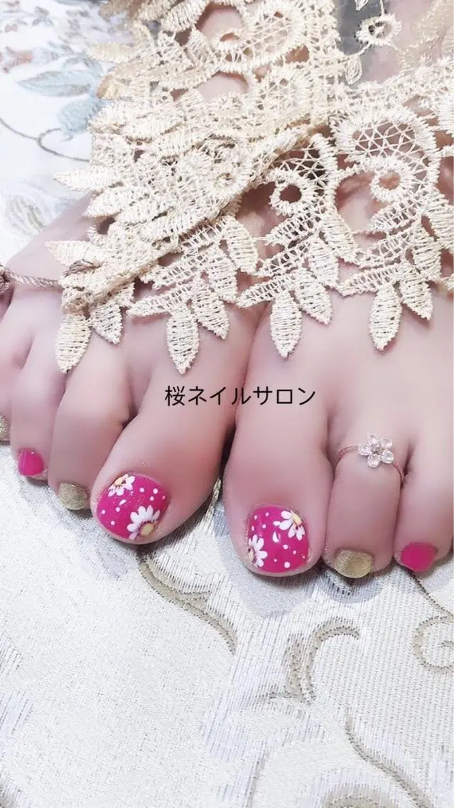 ネイル MoonNail ユリ🌸のネイルデザイン